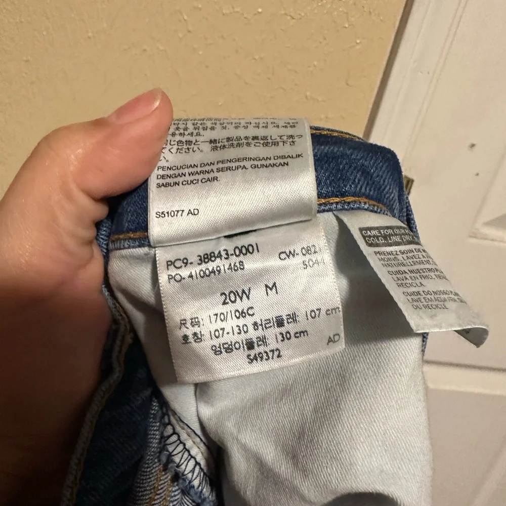 LEVI’S Ribcage‎ Straight Jeans Size 20W Button Fly Plus Size Denim